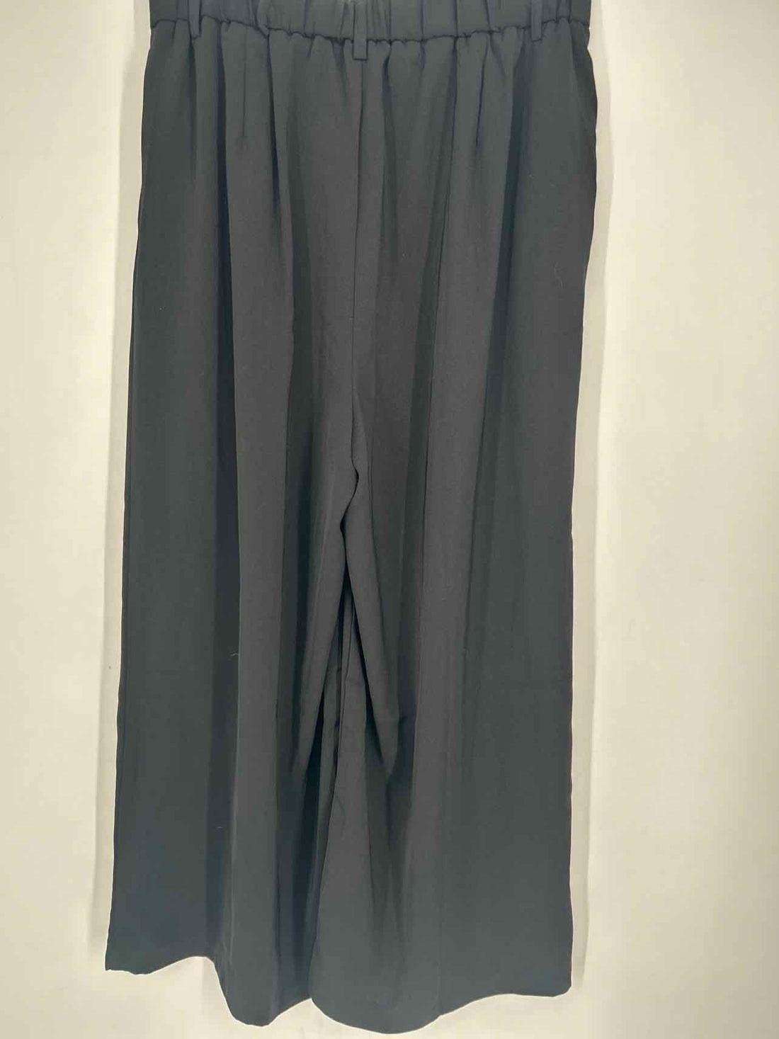 Tronjori Size L Short Black NWT Pants