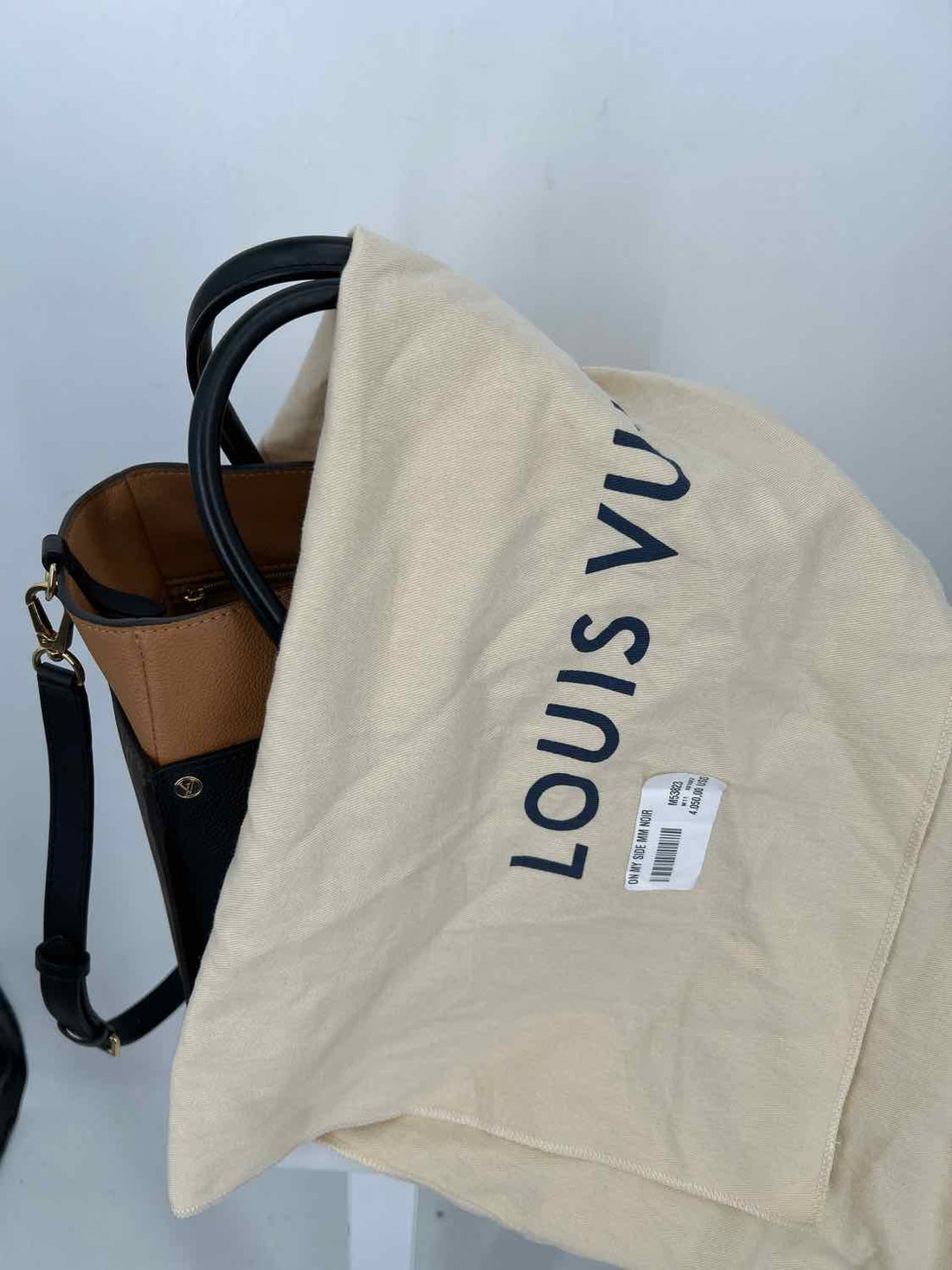 Louis Vuitton On My Side LUXURY
