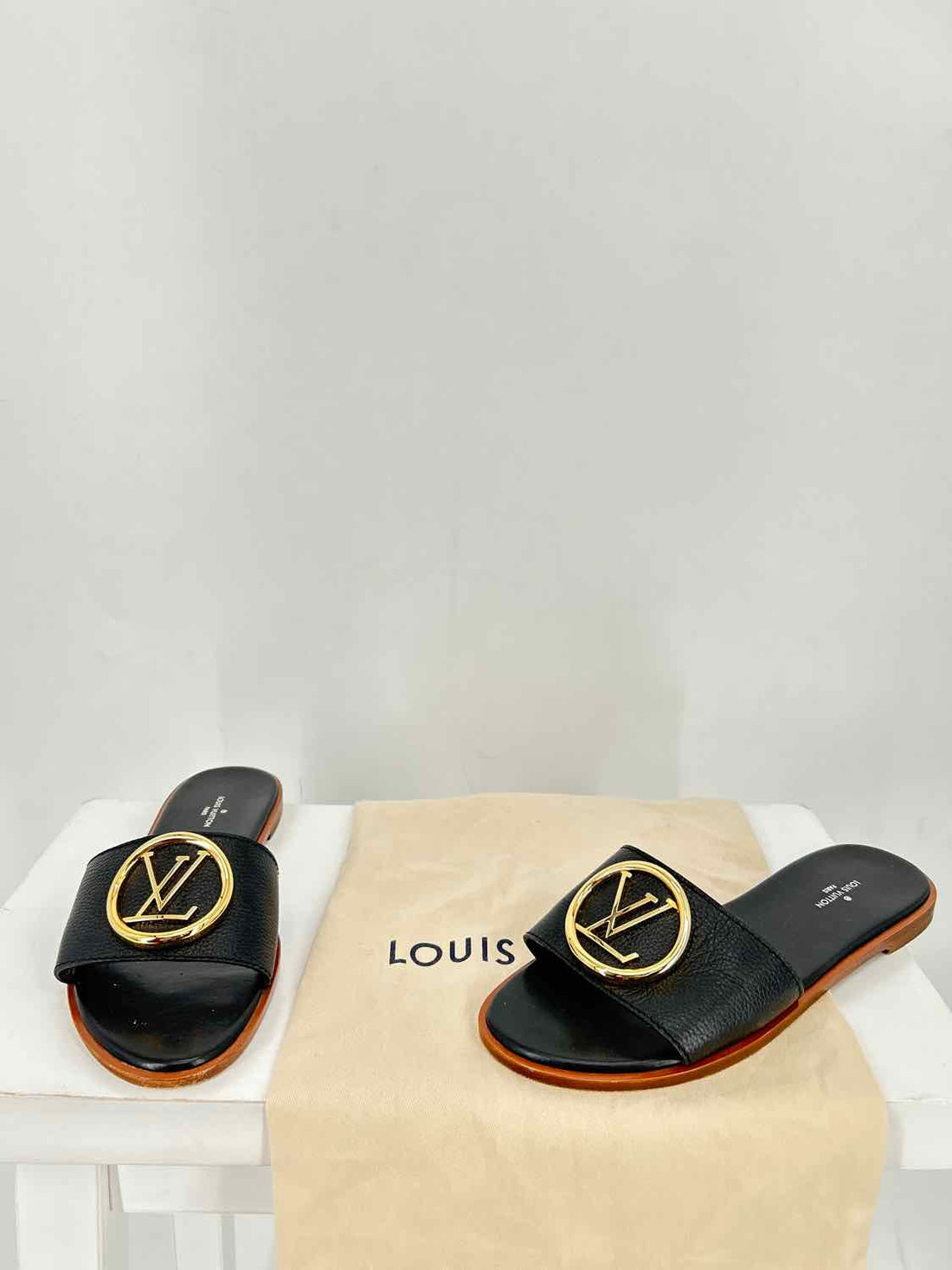 Louis Vuitton Women Size 37(6) Black Leather Lock It Flat Sandal LUXURY