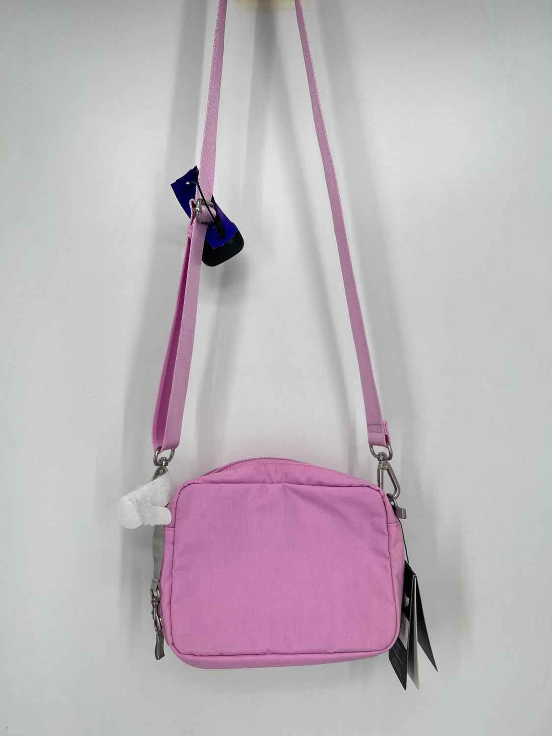 Baggallini NWT Pink Canvas Crossbody