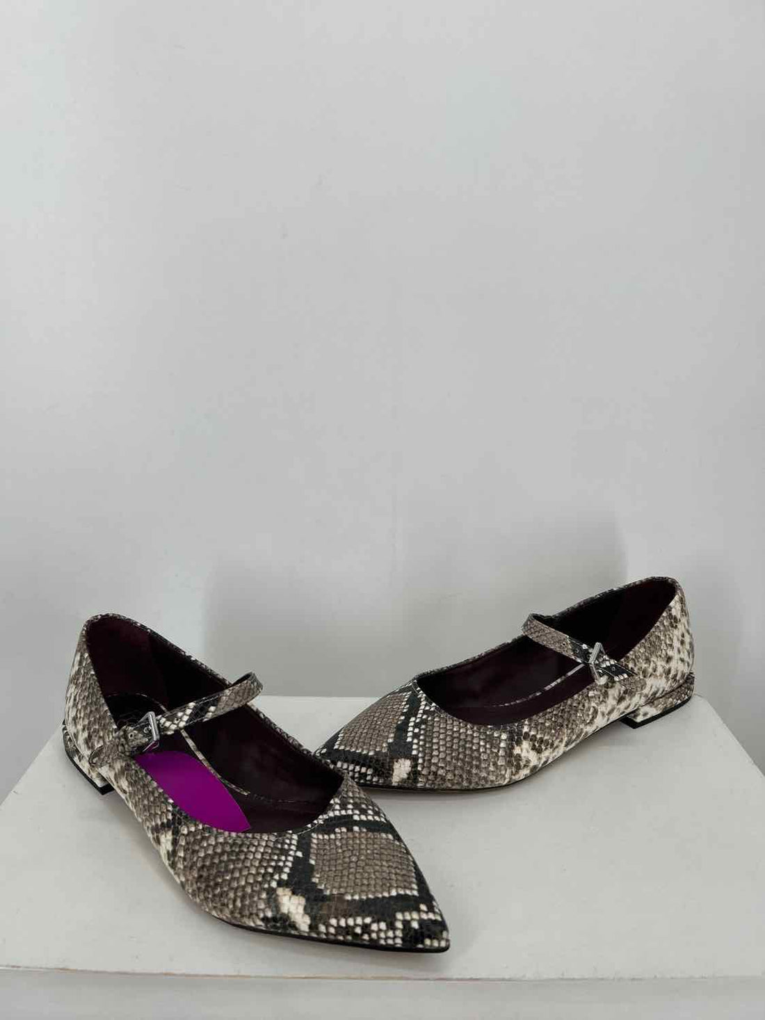 Franco Sarto Women Size 8.5 Reptile Flats