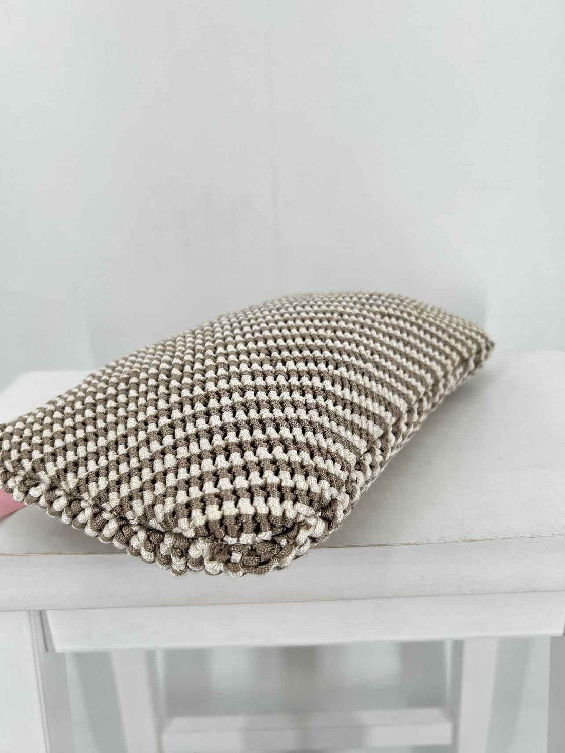 Chicos Taupe & White Crochet Pre Owned Clutch