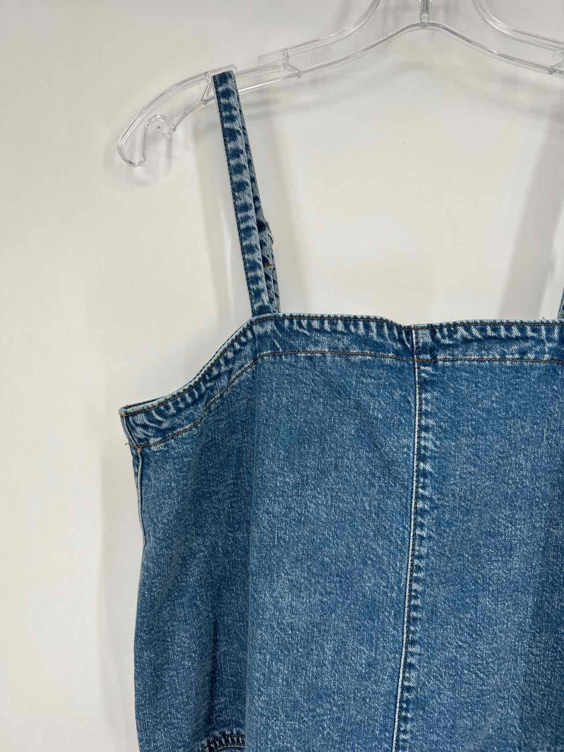 Universal Thread Size M Medium Wash Denim NWT Dress