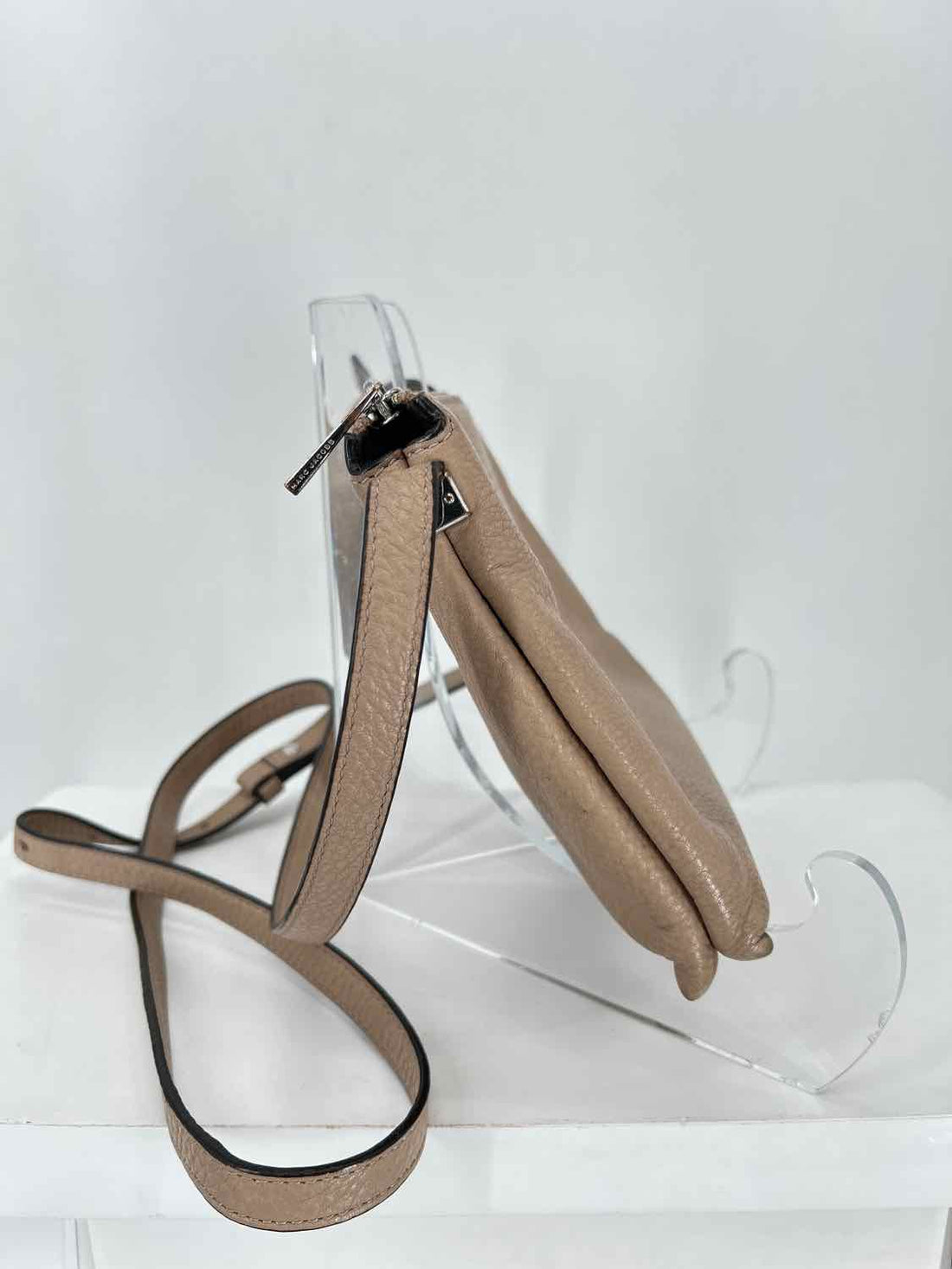Marc Jacobs Tan Pebbled Leather Crossbody