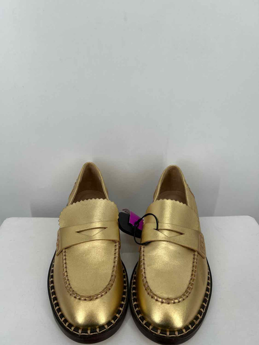 Schultz Women Size 8 Gold Genuine Leather Loafers