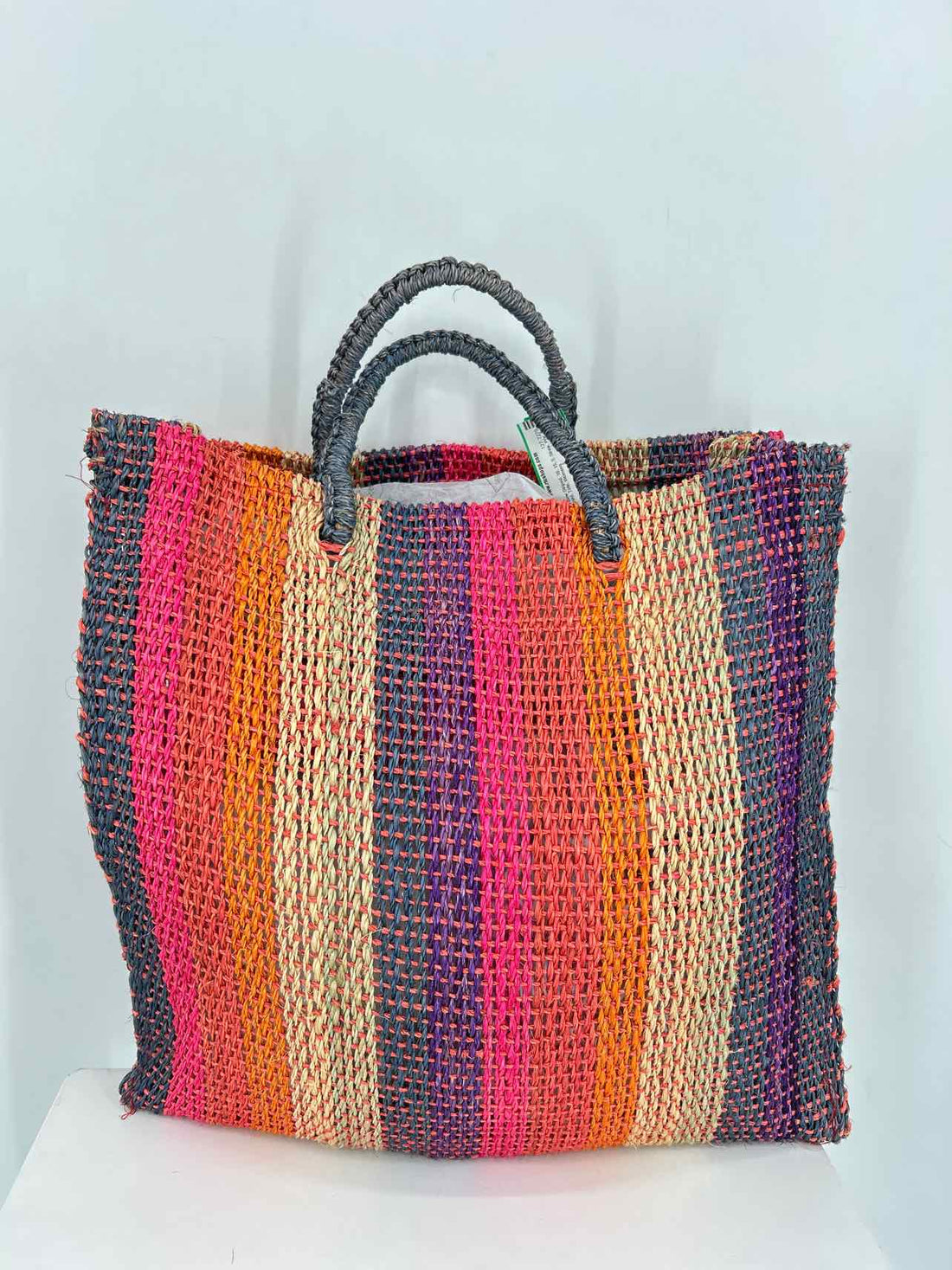 No Brand Name Rainbow Striped Straw Pre Owned Tote