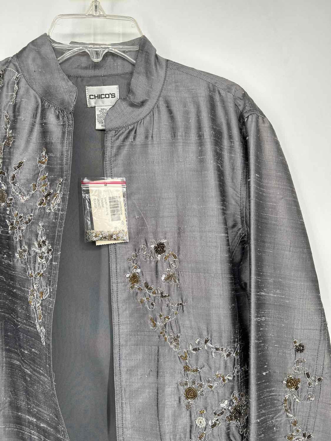 Chicos Size 0(S) Gray Silk NWT Blazer