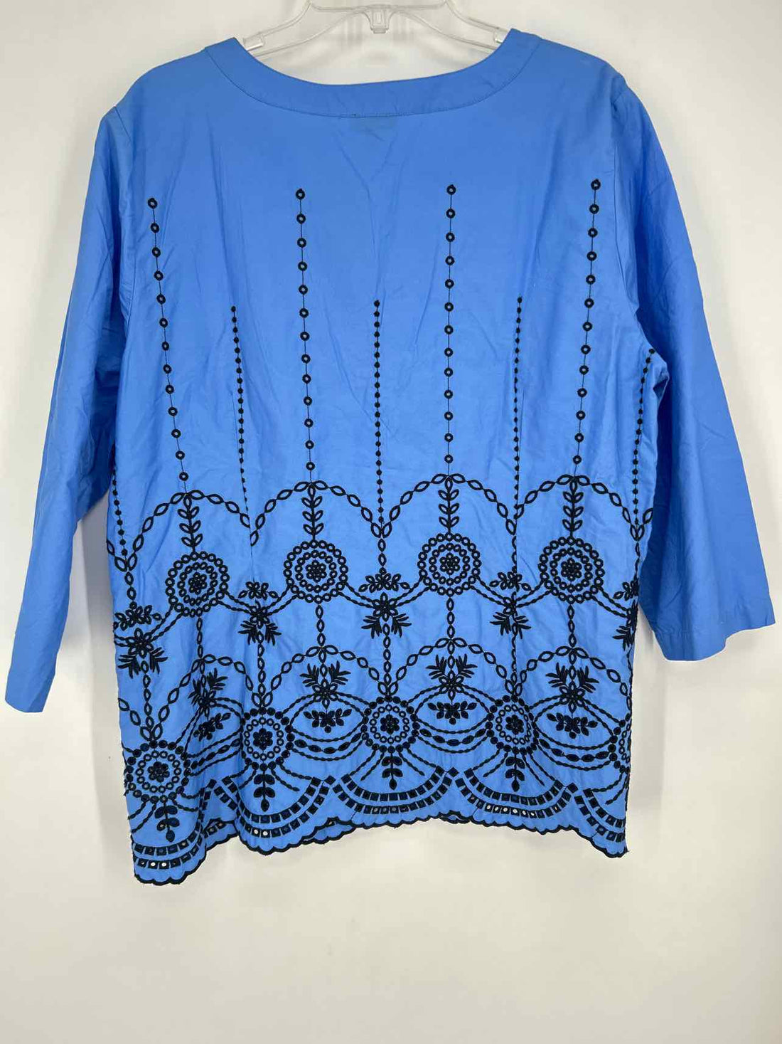 Talbots Size XL Blue & Navy Embroidered NWT Long Sleeve