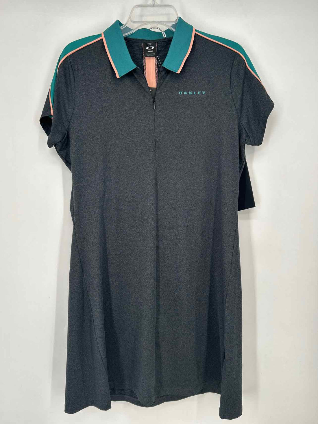Oakley Size L Dark Gray NWT Active Dresses