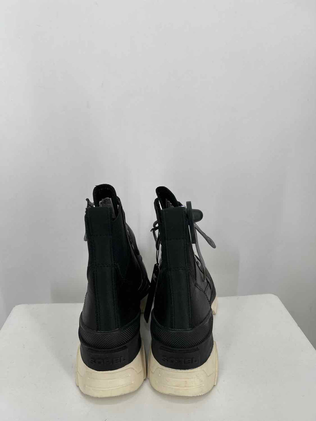 Sorel Women Size 7.5 Black Waterproof Combat Boot