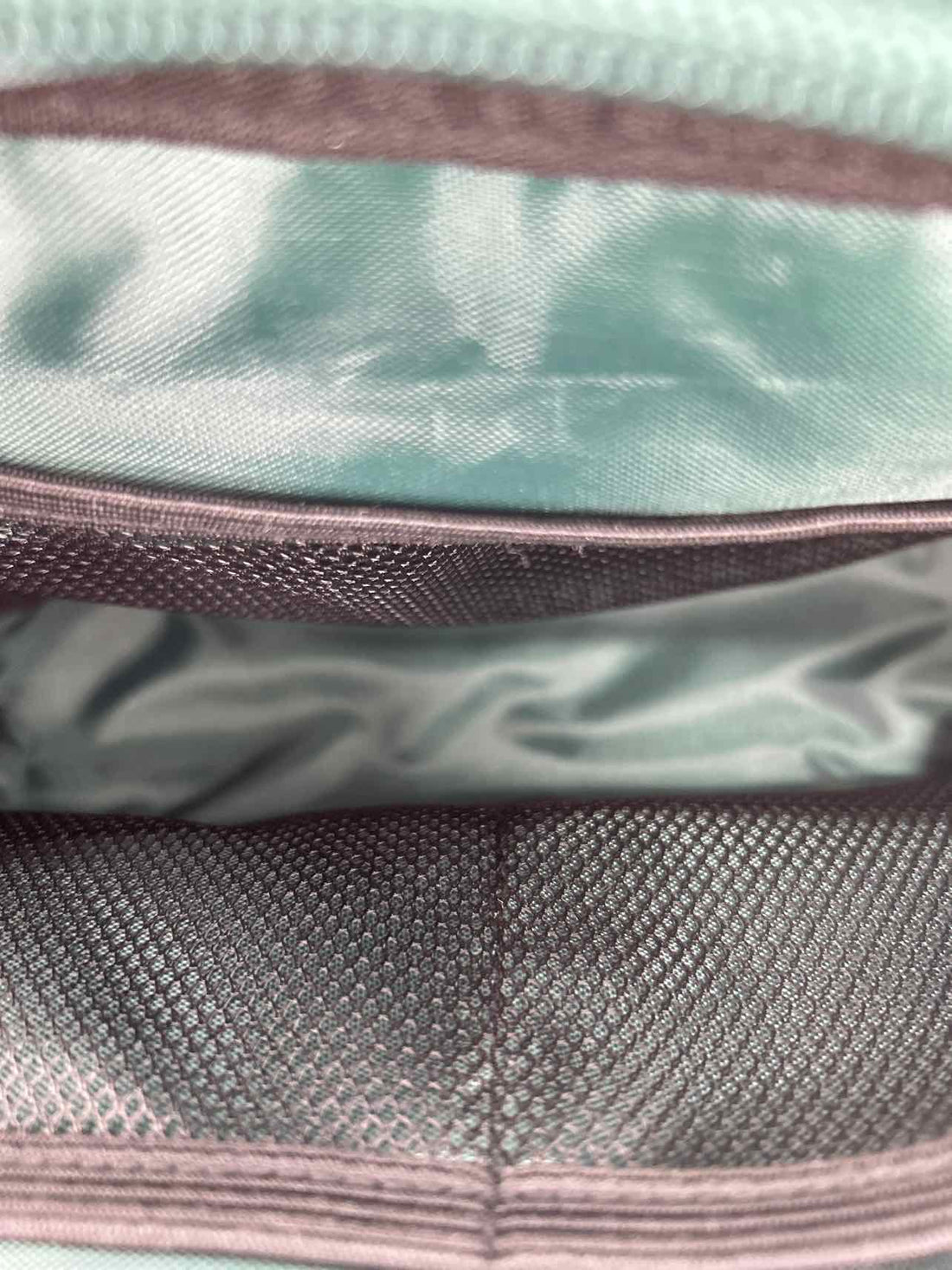 Bogg Green Like New Belt Bag
