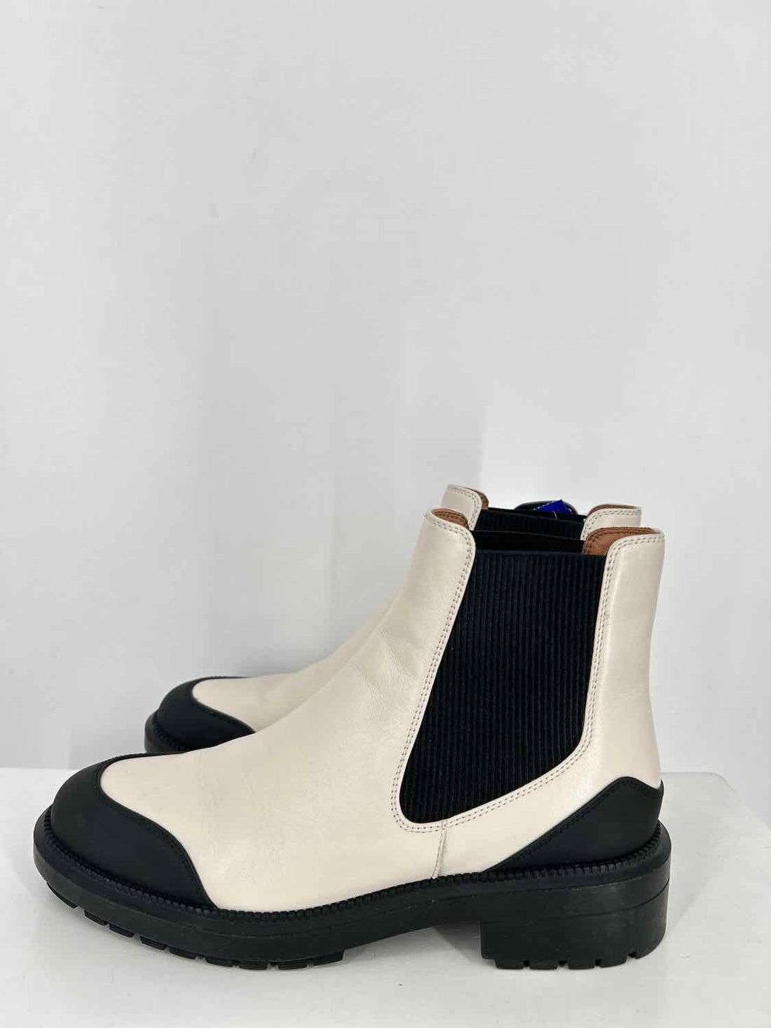 Aquatalia Women Size 7.5 Beige & Black Ankle Boot