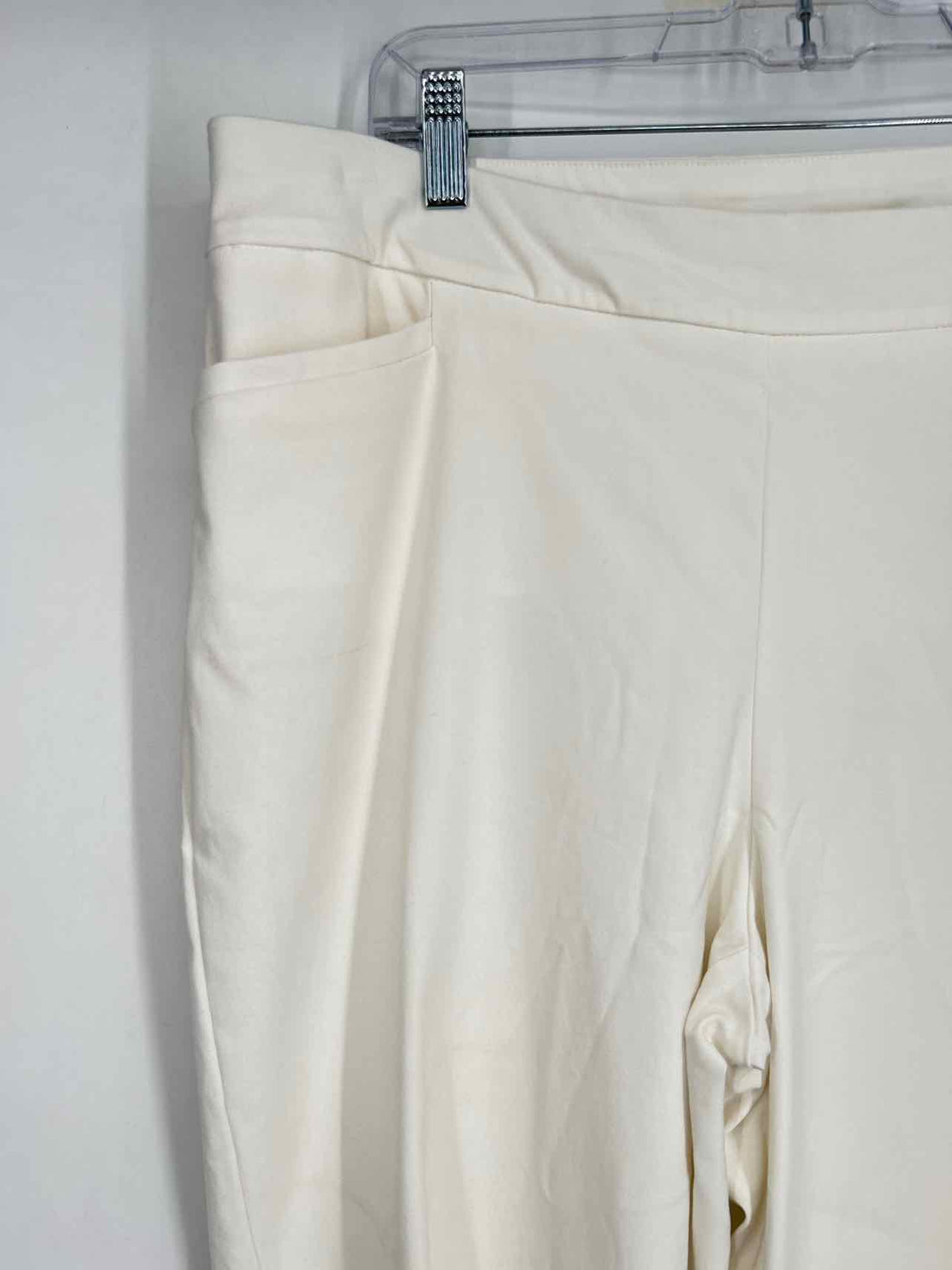 Chicos Size 3 (16) White Pants