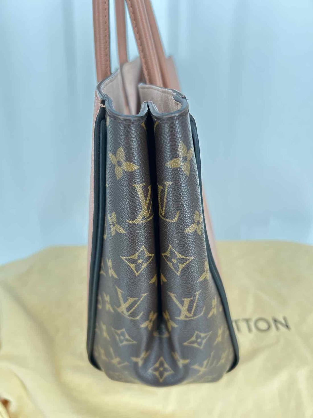 Louis Vuitton Kimono MM Mauve & Monogram Coated Canvas & Leather LUXURY