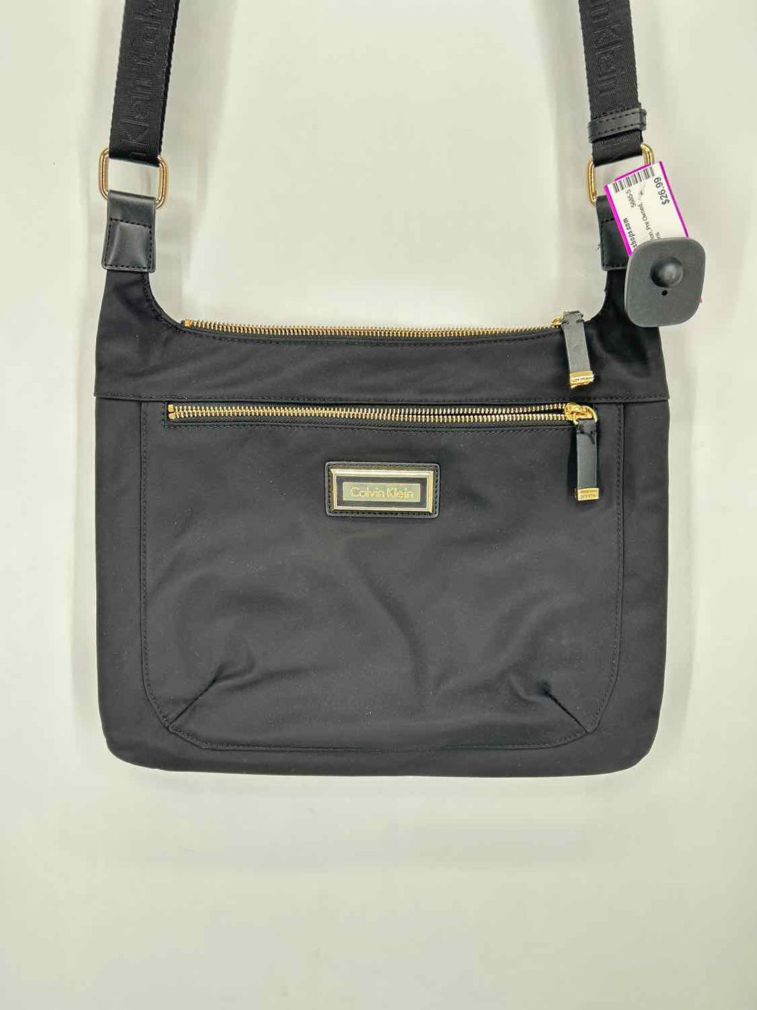 Calvin Klein Black Nylon Pre Owned Crossbody