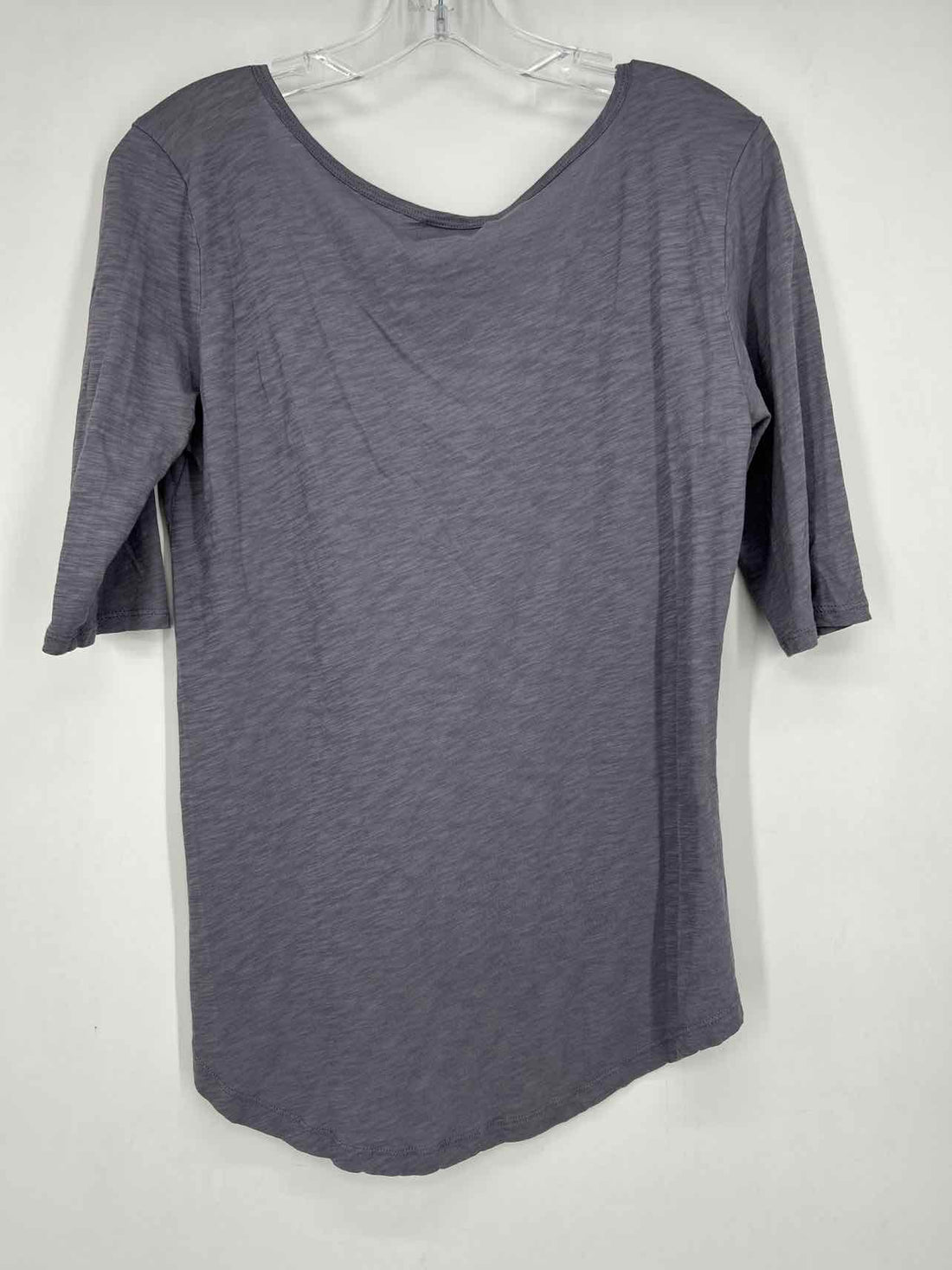Ben and Lucia Size M Dusty Purple Short Sleeve