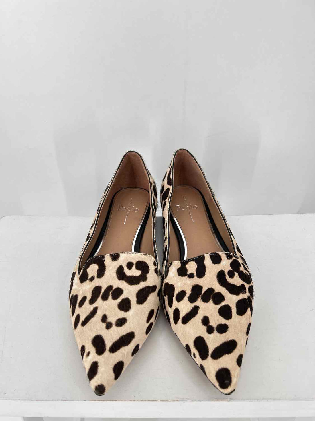 Linea Paolo Women Size 9 Leopard Calf Hair Flats