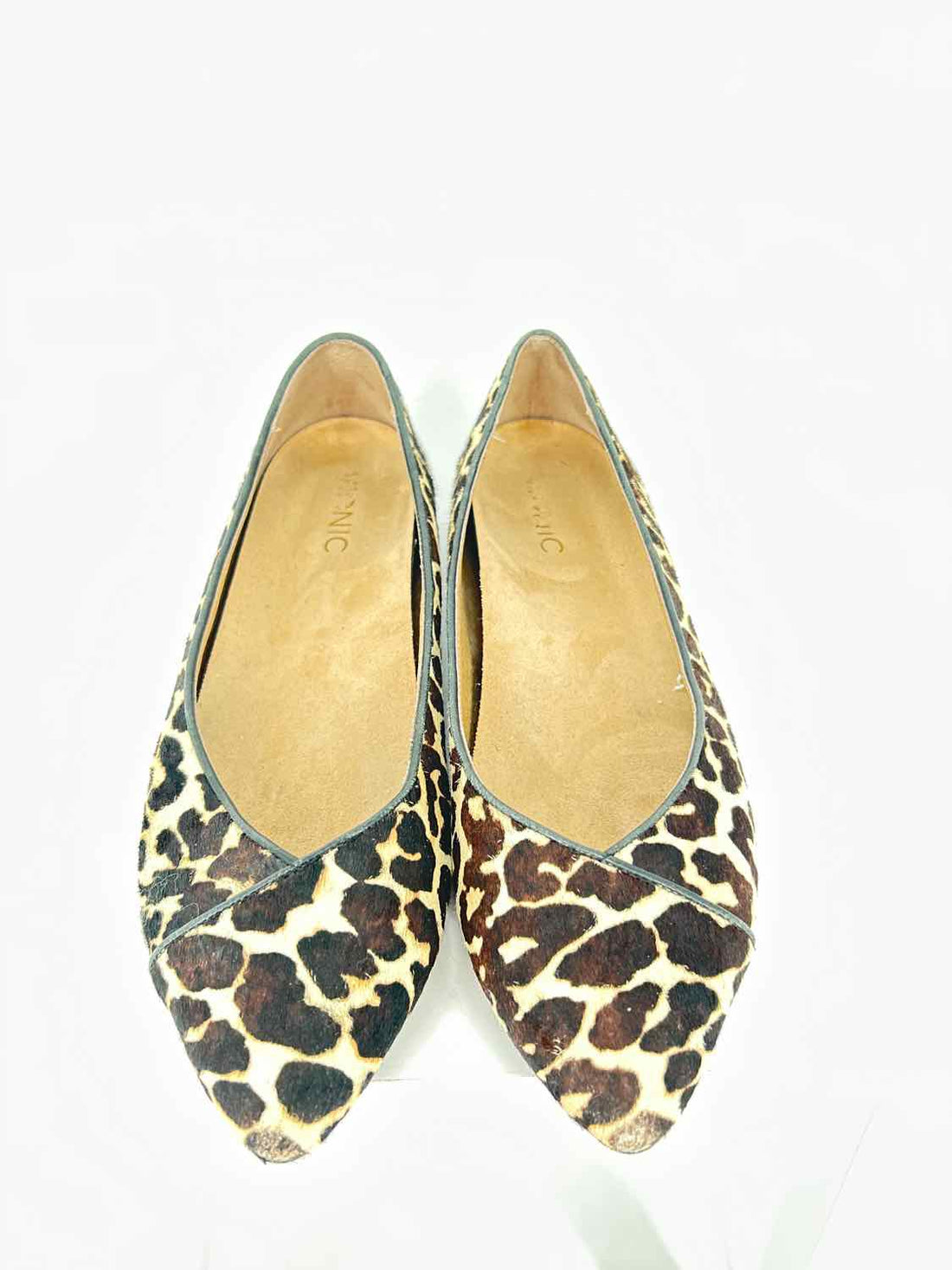 Vionic Women Size 8.5 Leopard Flats