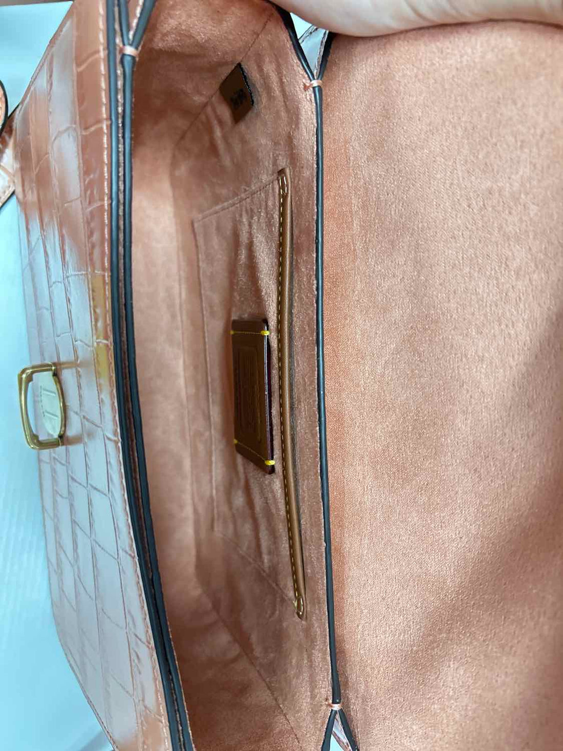 Coach Coral Embossed Croc NWT Shoulder