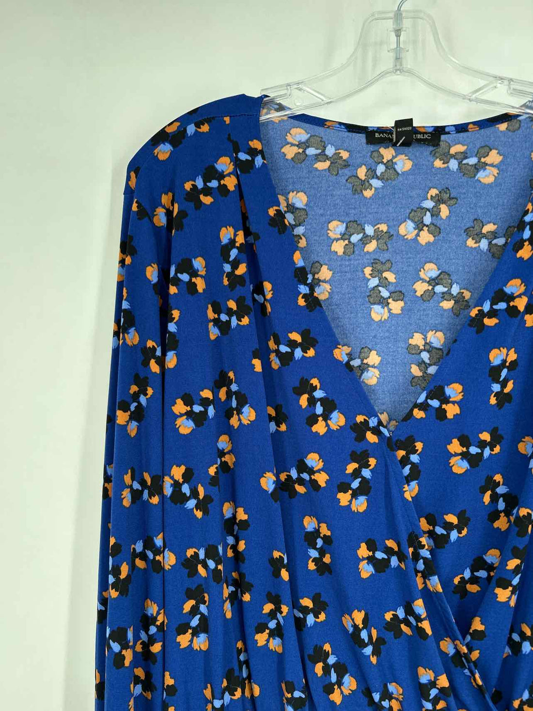 Banana Republic Size XL Dark Blue Print Long Sleeve