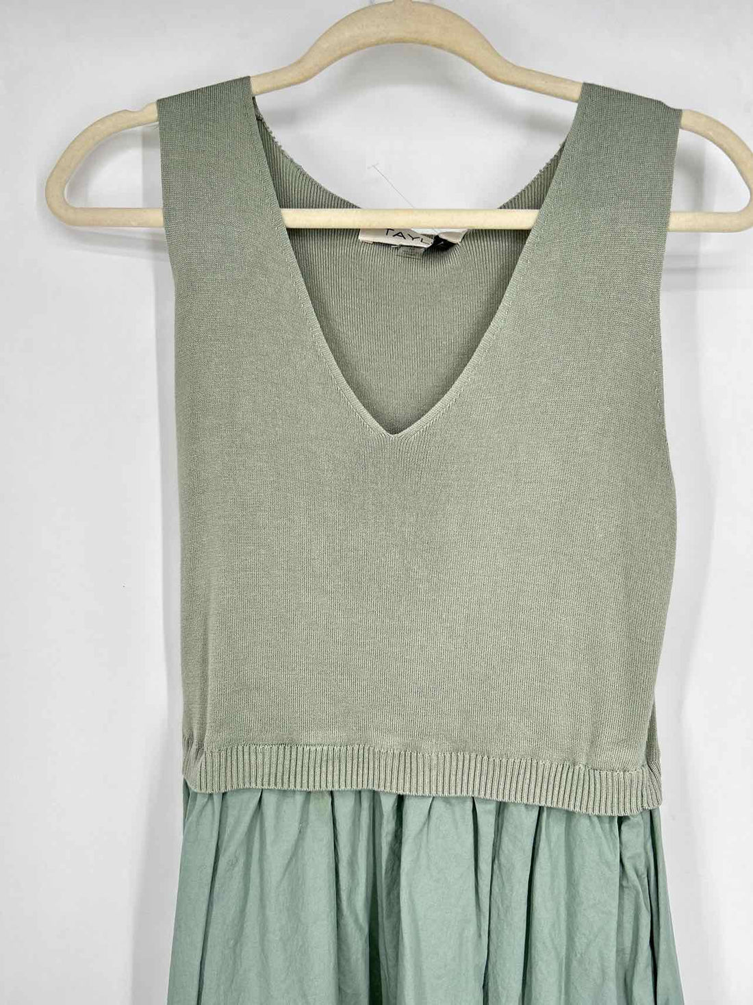 Taylor Size M Sage Dress