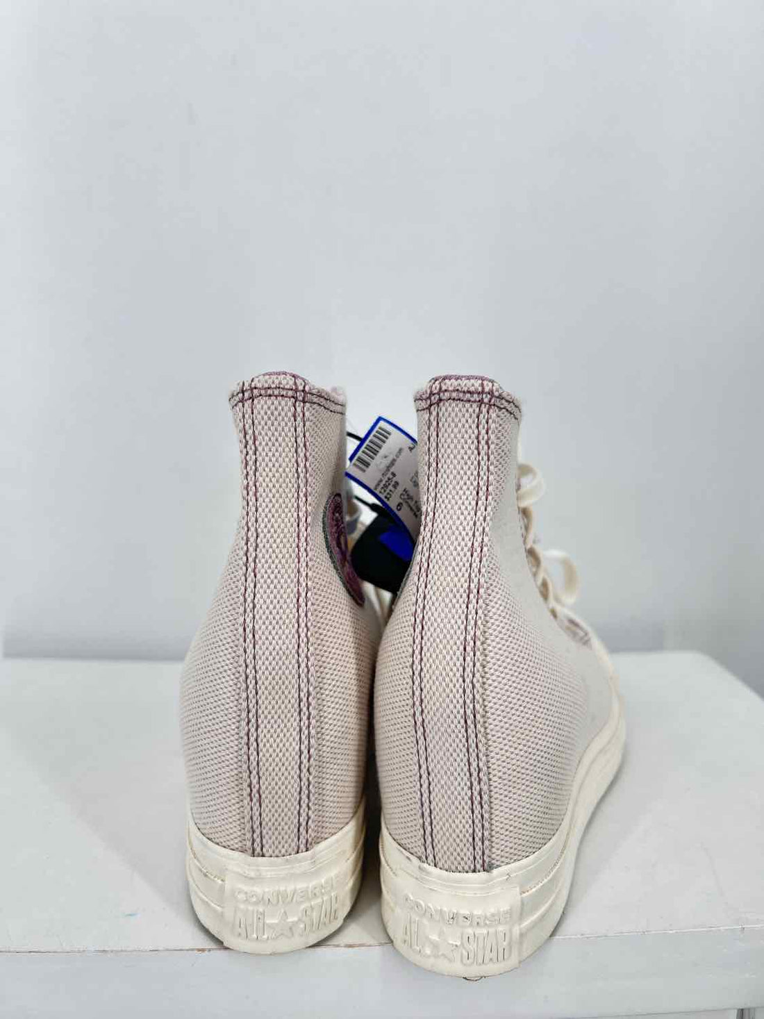 Converse Women Size 6 Light Purple Sneakers