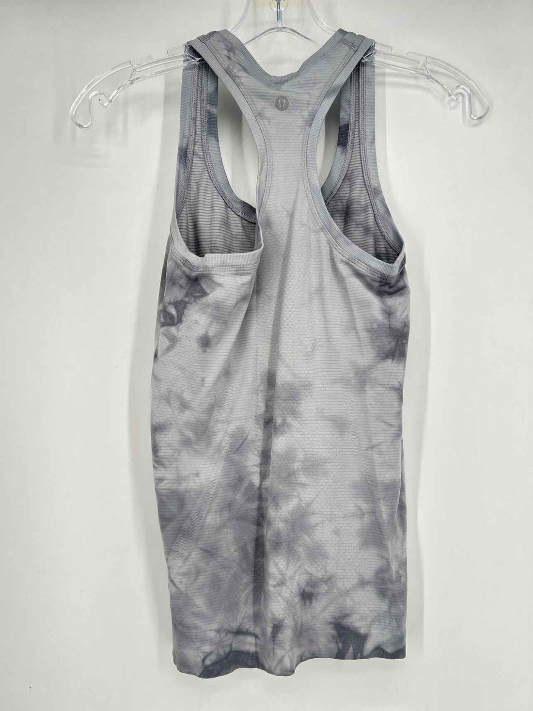 Lululemon Size 2 Gray Tie Dye Active Tops
