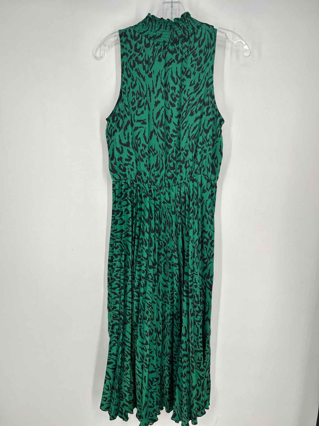 Banana Republic Size S Green Leopard Pleated Sleeveless Dress