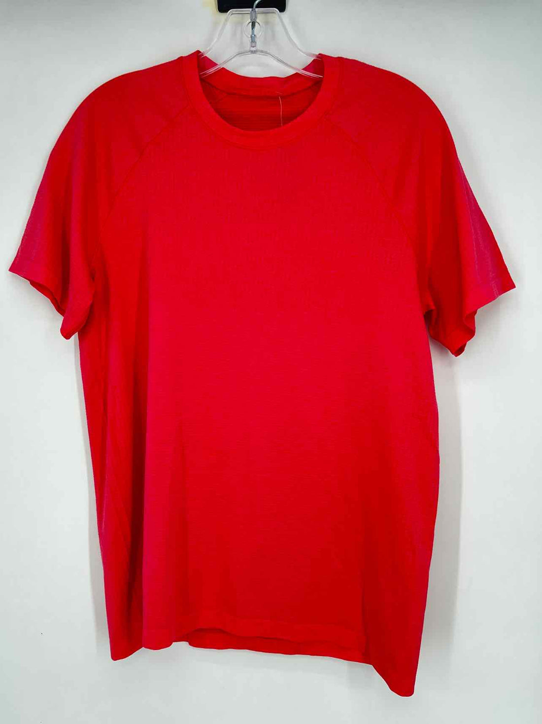 Lululemon Size M Pink Coral Short Sleeve Active Tops