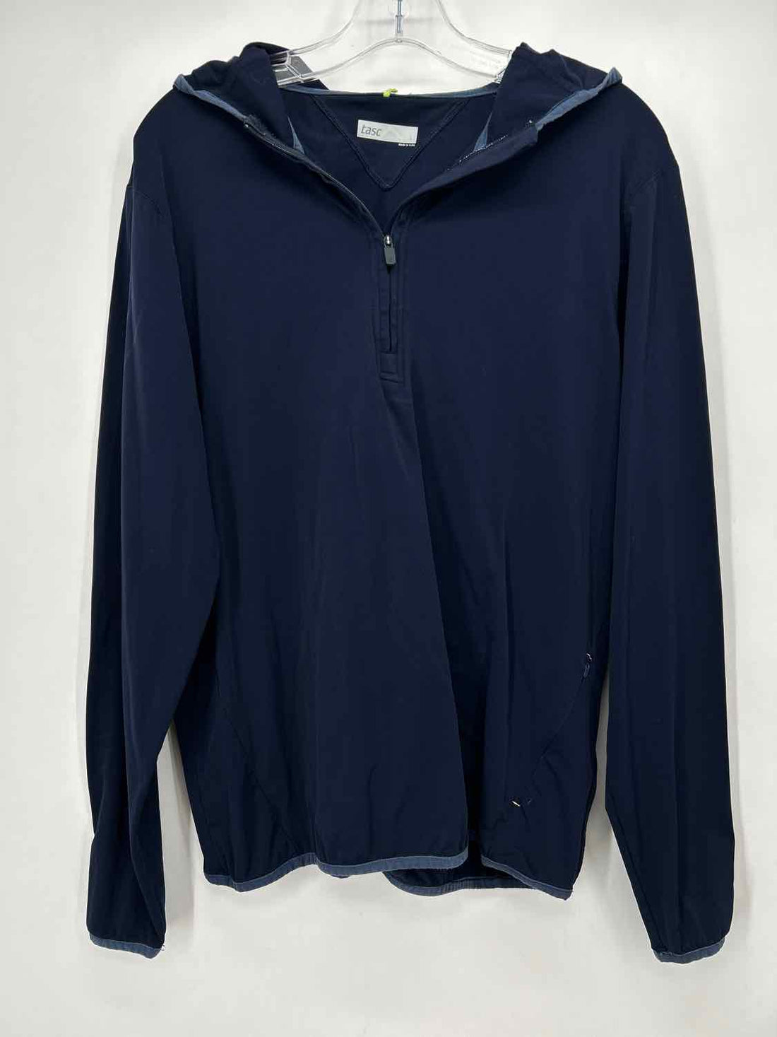 Tasc Size L Navy Active Jacket