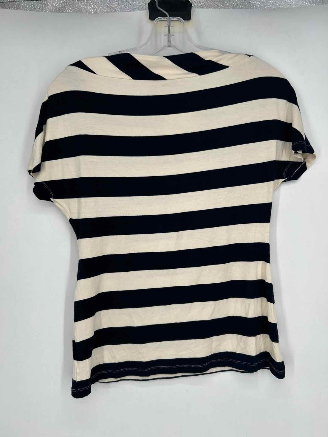 Doncaster Size XS Cream & Navy Short Sleeve