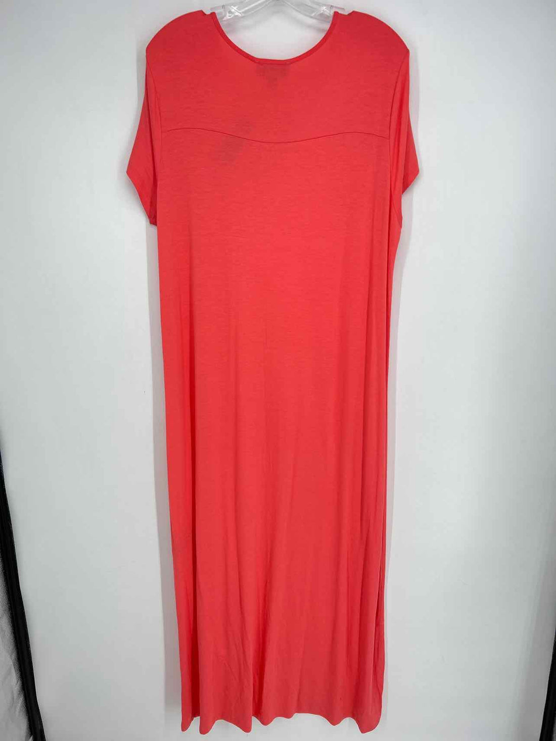 Charlie Paige Size L/XL Coral NWT Dress