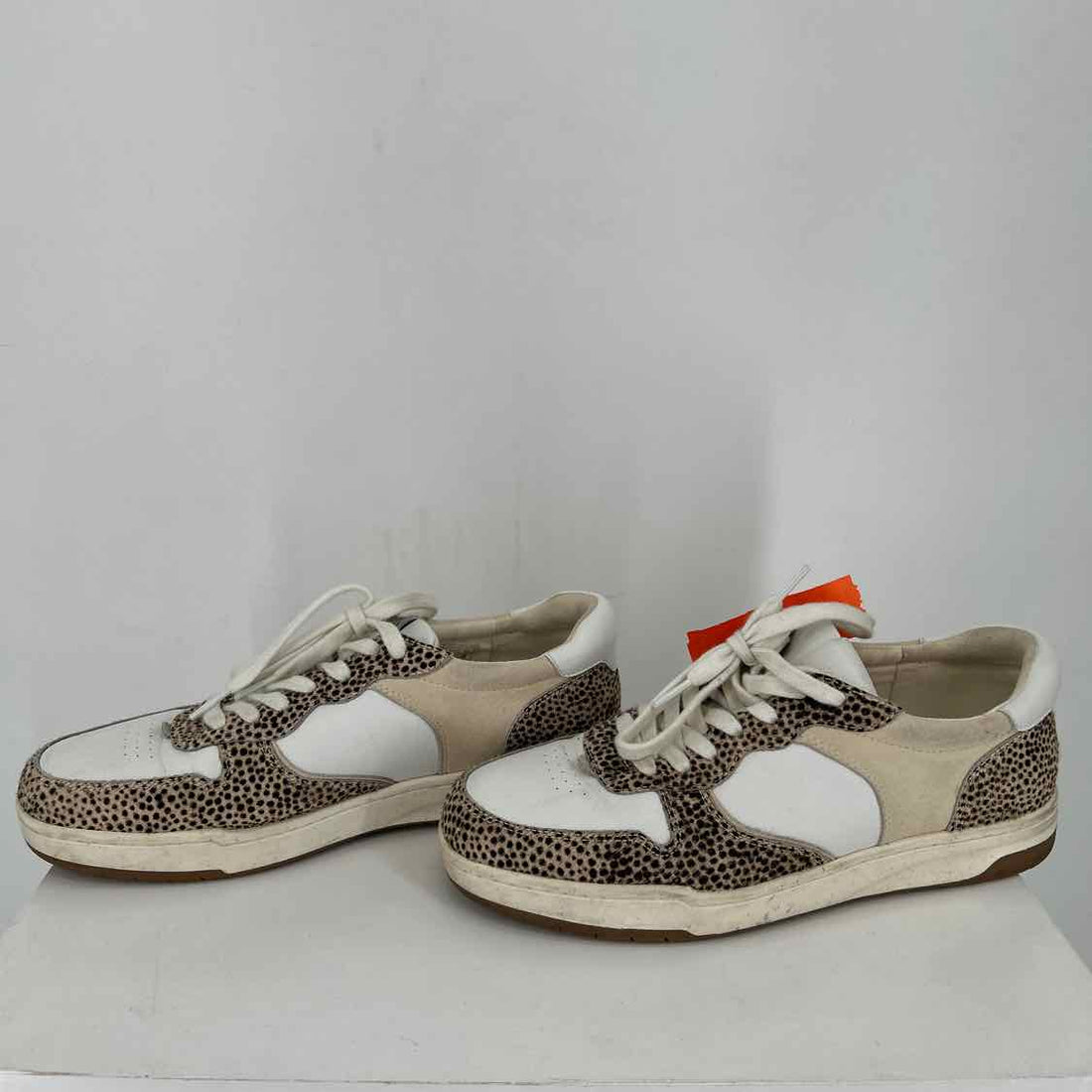 MWL Women Size 8.5 White w Leopard Sneakers