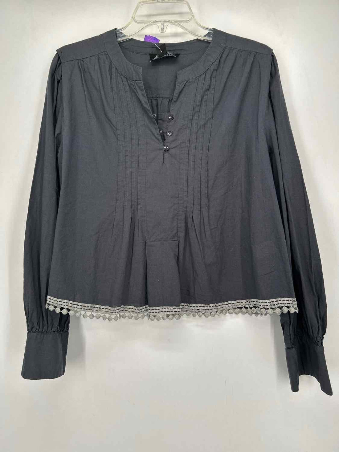 Broadway 38 Size M Dark Gray Long Sleeve
