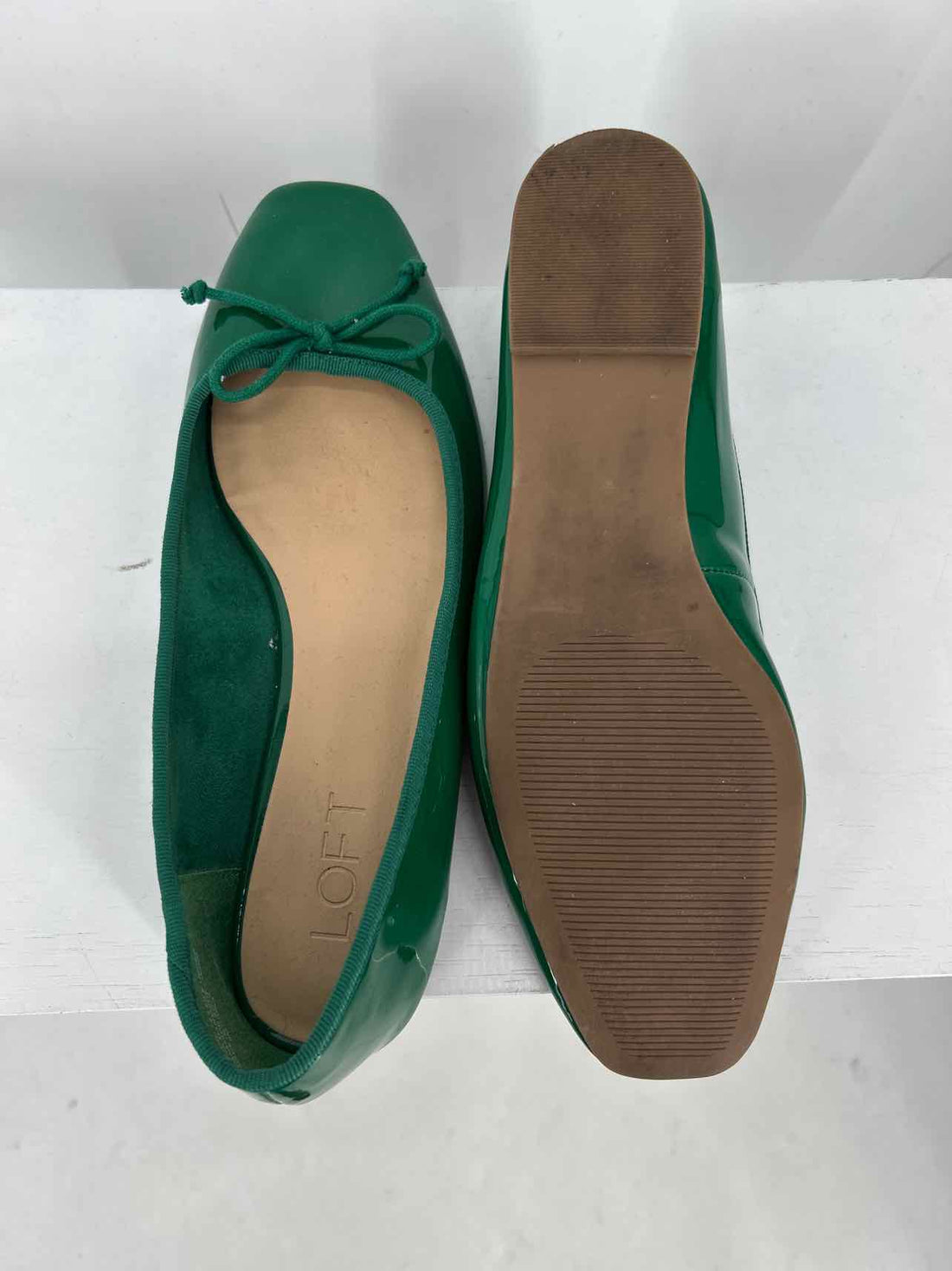 Loft Women Size 8 Green Flats