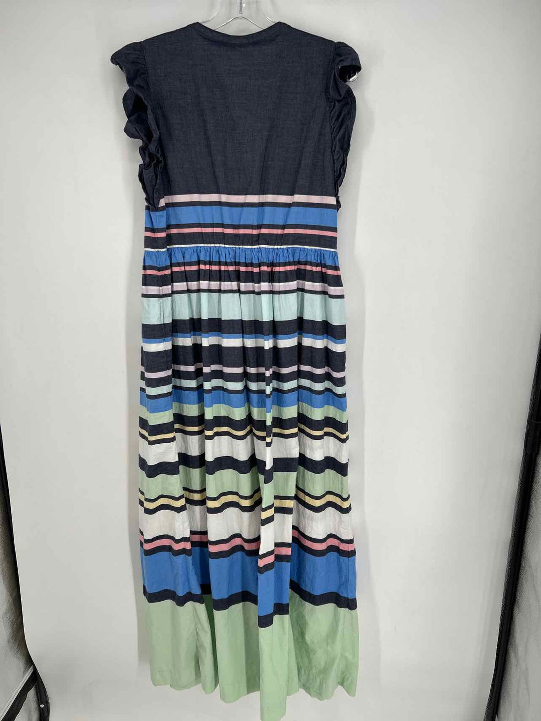 Crown & Ivy Size L Chambray Stripe Maxi