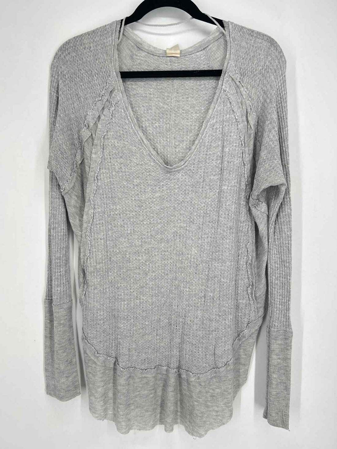 We The Free Size M Grey Long Sleeve