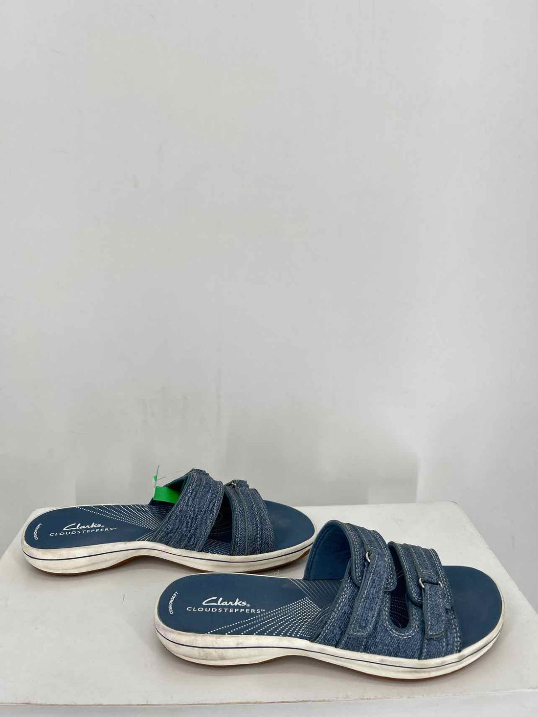 Clarks Women Size 7 Denim Sandals