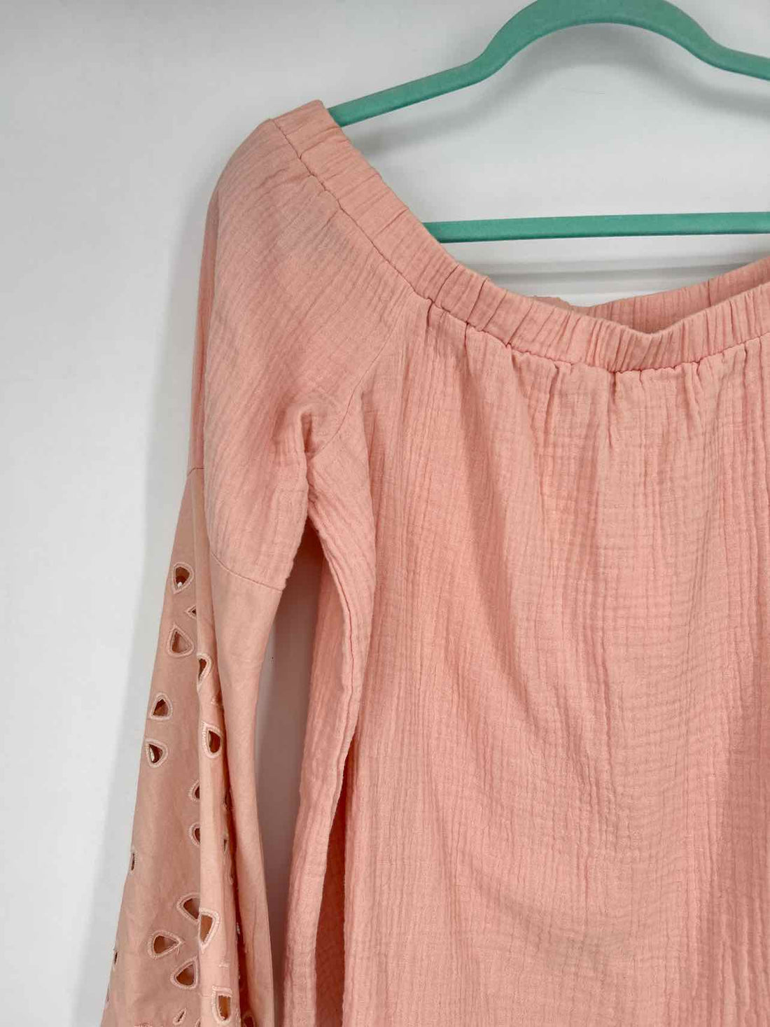 Shyanne Size M Light Pink Gauze Long Sleeve