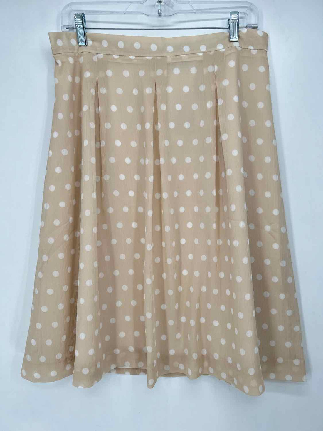 Ann Taylor Size 10 Beige pokadot Skirts