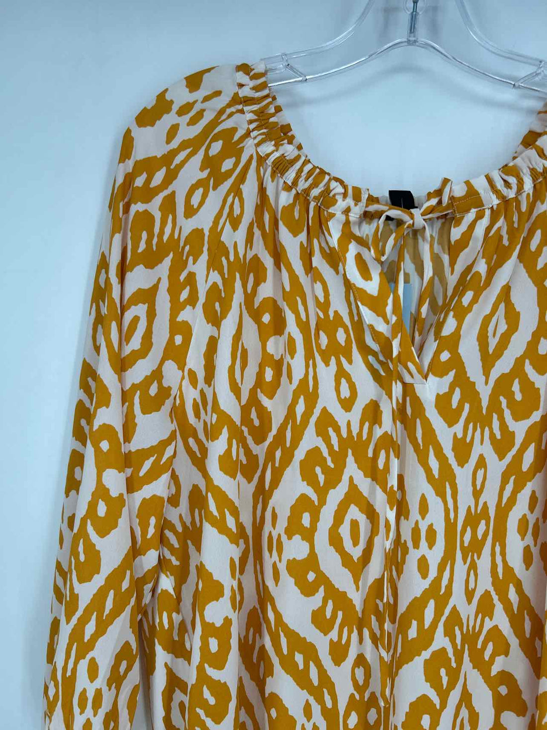 Ann Taylor Size LP Mustard & White NWT Long Sleeve