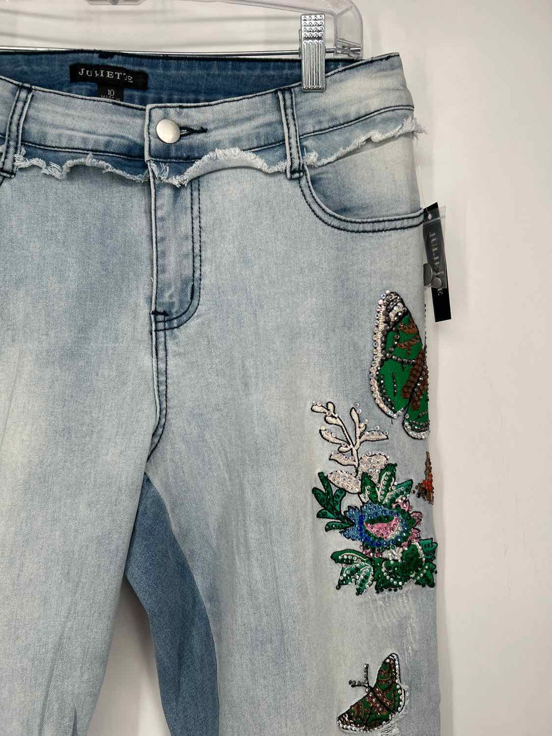 Juliette Size 10 Light Wash Embellished NWT Jeans