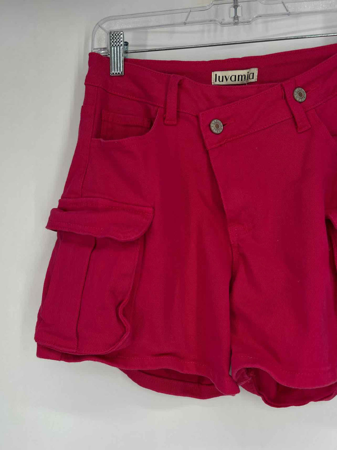 Luvamia Size M Dark Pink Shorts