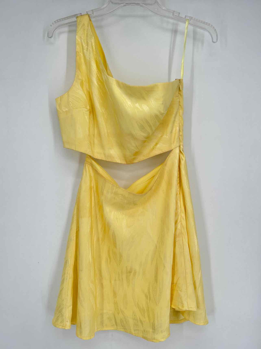 RNWY Size 6 Yellow One Shoulder Dress