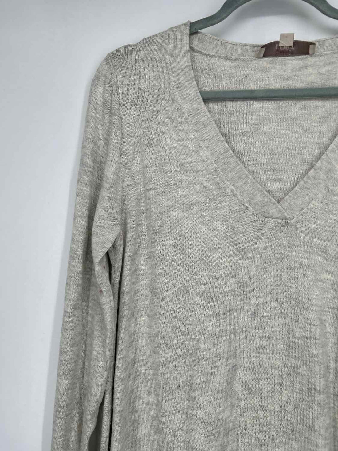 Loft Size M Gray & Beige Sweater