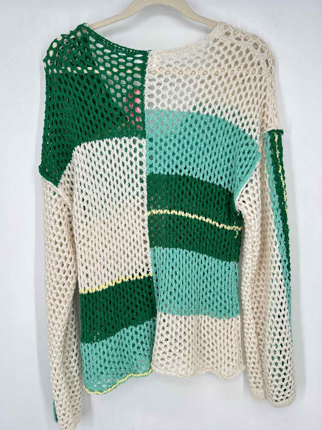 New'n Size M Green Colorblock Open Knit Sweater