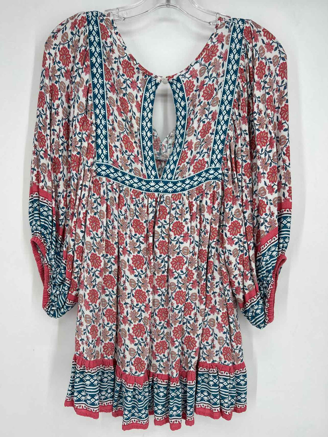 Rachel Zoe Size M White & Red Floral Long Sleeve