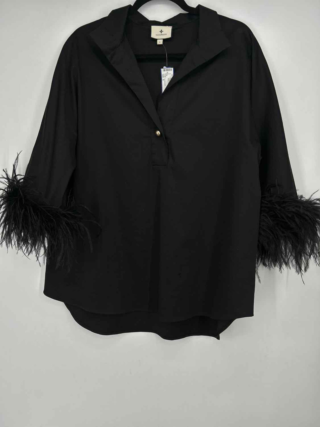 Tuckernuck Size S Black Feather Long Sleeve