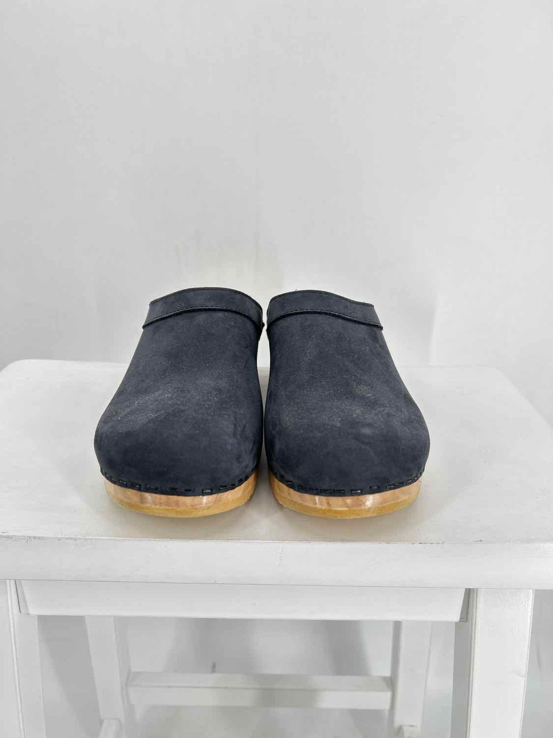 Sven Original Women Size 40 Black Clogs