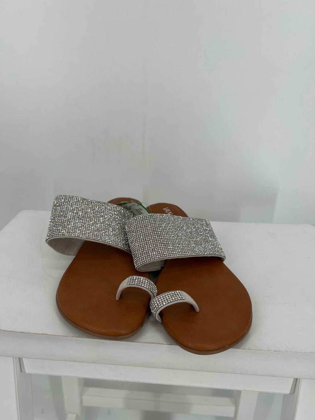 Vaneli Women Size 7 Rhinestone Sandals